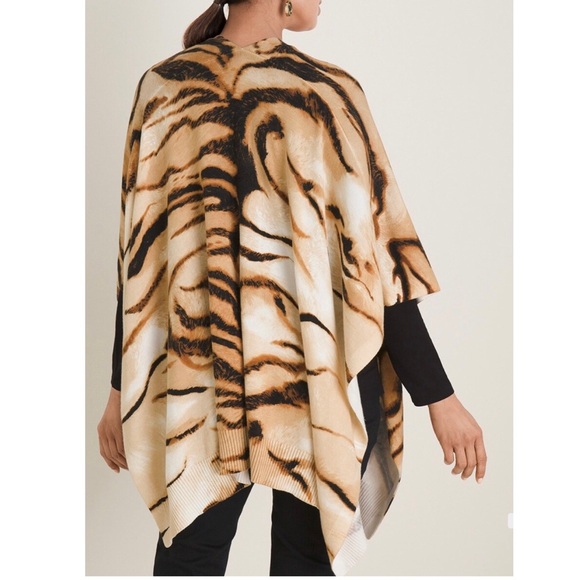 Chico’s Tiger print Ruana wrap - Picture 2 of 12